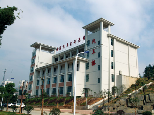 湖北工程職業學院