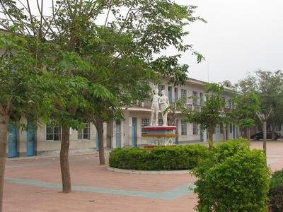 襄樊市高級技工學校