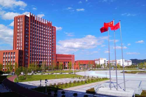 三峽旅游職業(yè)技術(shù)學(xué)院
