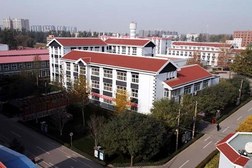 鳥瞰校園.jpg