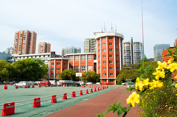 湖北中南技工學校.jpg
