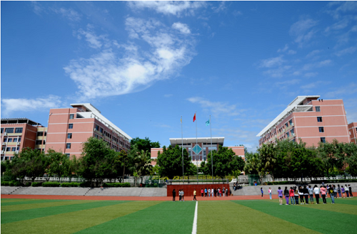 黃梅興華中等專業學校.jpg