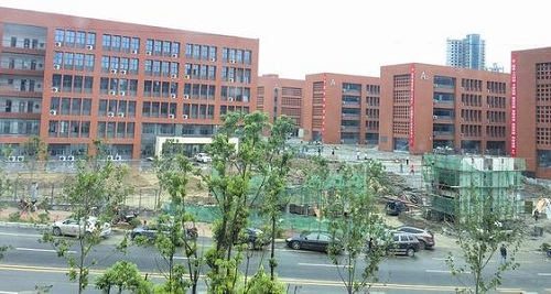 十堰藝術(shù)學(xué)校.jpg