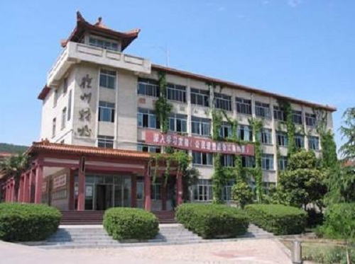 恩施州楚才技工學校.jpg
