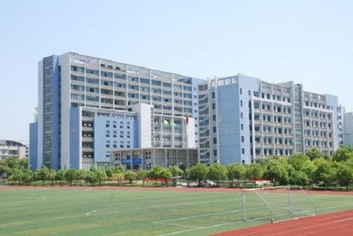 長江職業學院.jpg