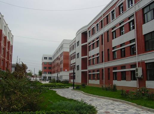 襄樊市工業干部中等專業學校.jpg