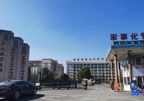 黃州電子工業(yè)中等專業(yè)學校.jpg