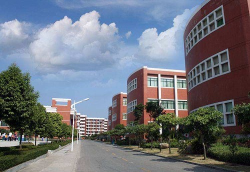 襄樊鐵路工業學校.jpg