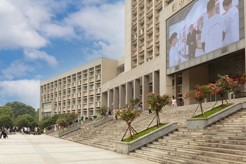 湖北城市建設職業技術學院.png