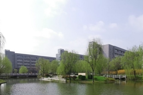 湖北國土資源職業學院.jpg