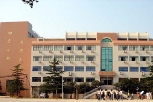 湖北輕工職業技術學院.jpg