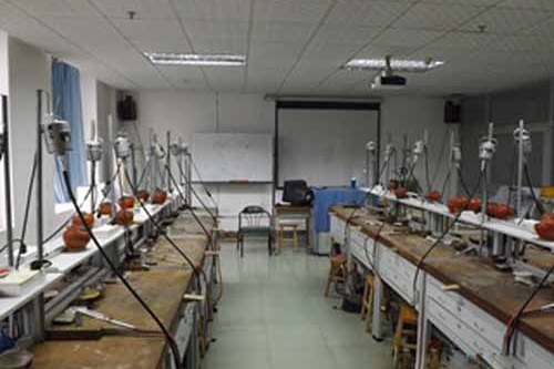寶玉石鑒定實訓室 珠寶首飾加工制作實訓室.jpg