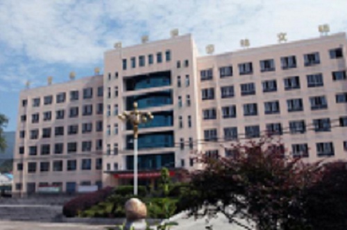 五峰土家族自治縣職業教育中心.jpg