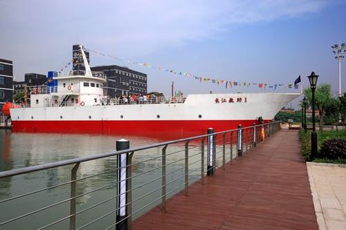 武漢海事職業學院1.jpg