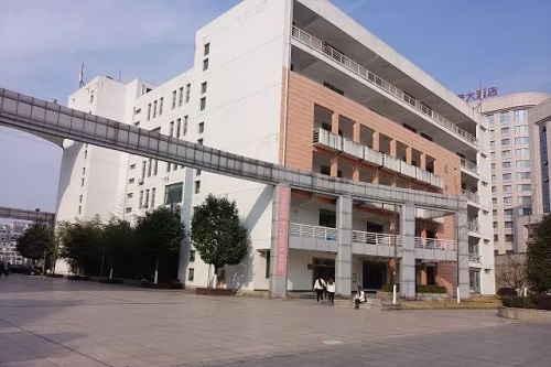 咸寧職業技術學院中專部.jpeg