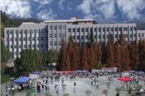 湖北東風汽車技師學院.jpg