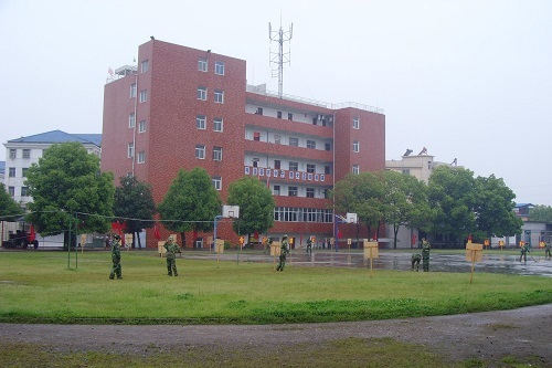 湖北省汽車工業實驗技工學校.jpg