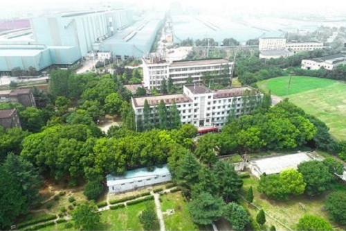 武漢鐵路高級(jí)技工學(xué)校.jpg