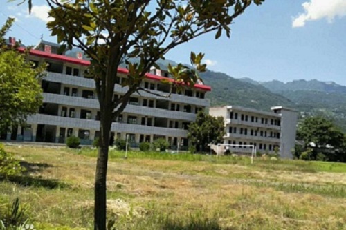 長陽縣民族職業高級中學.jpg