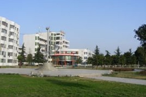 谷城中等職業(yè)教育中心學校.jpg