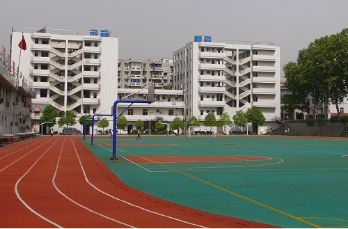 武漢市石牌嶺高級職業中學.jpg