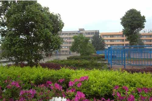 來鳳縣中等職業技術學校.jpg