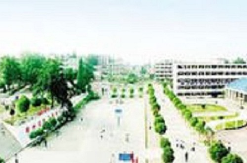 隨州機(jī)電工程學(xué)校.jpg