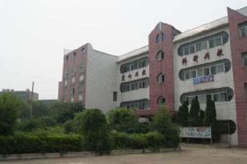 孝感市第二技工學校1.jpg