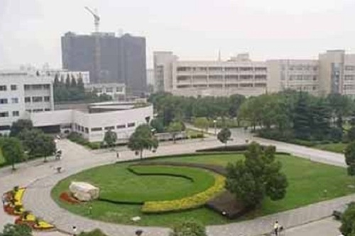 老河口信息工程學校.jpg
