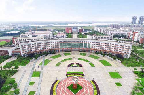 武漢商學院.jpg