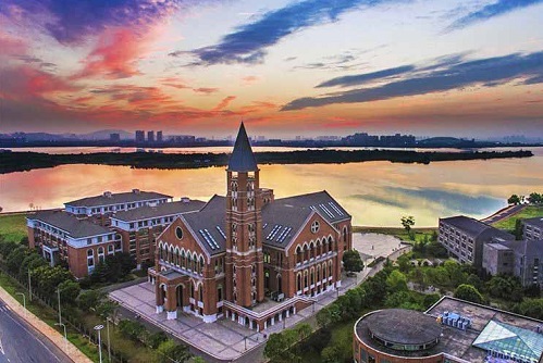 武漢設計工程學院.jpg